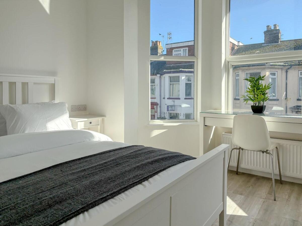 Nelson Road - 3 Bed Terrace In Yarmouth * Great Yarmouth